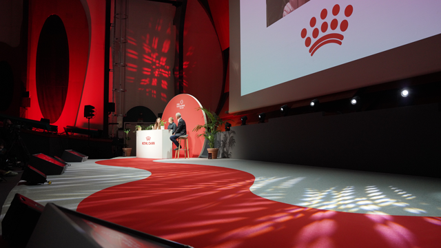 第四届皇家国际犬繁育交流论坛在法举办，共探犬类繁育健康未来