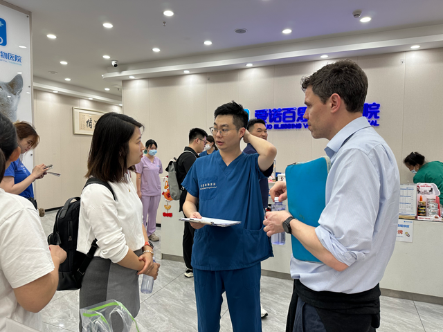玛氏亚洲兽医学苑团队探访广州宠物医院