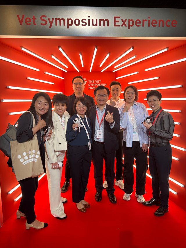 皇家邀请来自中国的资深兽医赴法交流参观