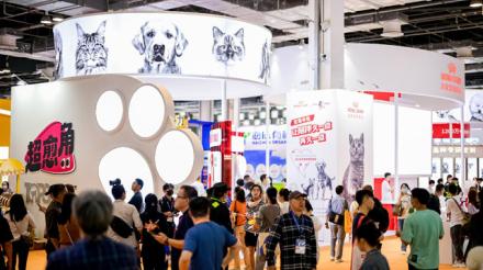 皇家宠物食品：以你我之爱，温暖毛孩子们的未来