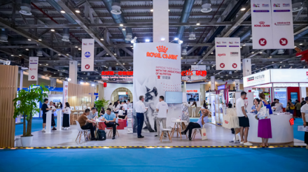 皇家鼎力支持世界小动物兽医师大会中国首秀，助推中外宠业深度交流